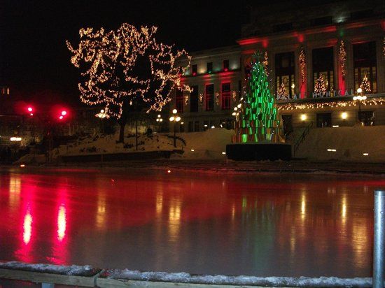 Plaza de Youville